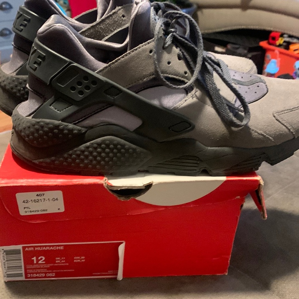 Air Huarache men’s size 12 Nike sneakers